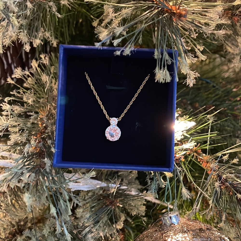 Swarovski crystal gold necklace 10”